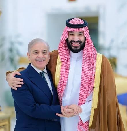 PM condemns Houthi attacks on Saudi oil tankers, assures Riyadh of full support in call with MBS