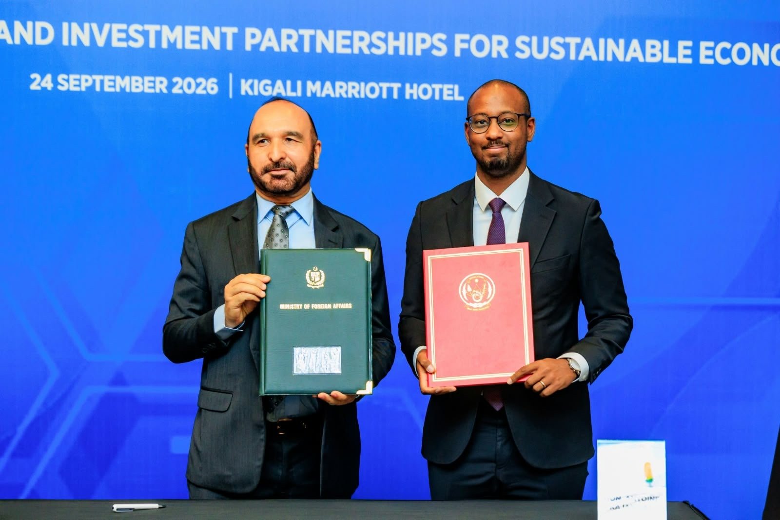 Rwanda, Pakistan sign MoU to strengthen bilateral trade, economic cooperation